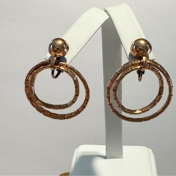 Vintage copper concentric circles dangling hoop earrings clip on - Picture 2 of 7